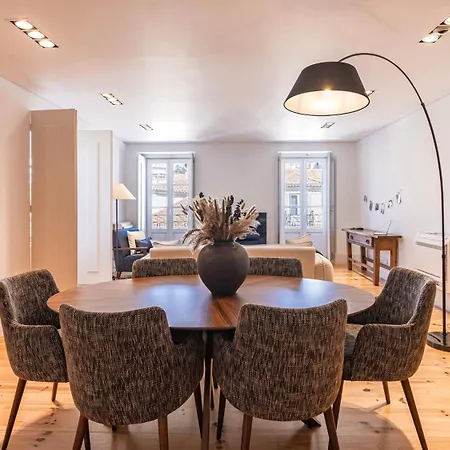 Apartment Chiado Terrace & Castle View 2br By Lovelystay Lissabon